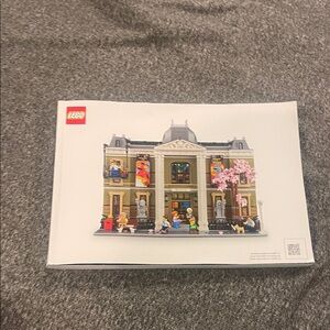 Lego natural history Museum instruction book